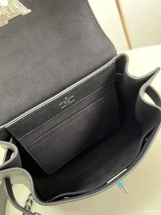 WIS VUITTON LOUIS MINI LOCKME EVER 0510